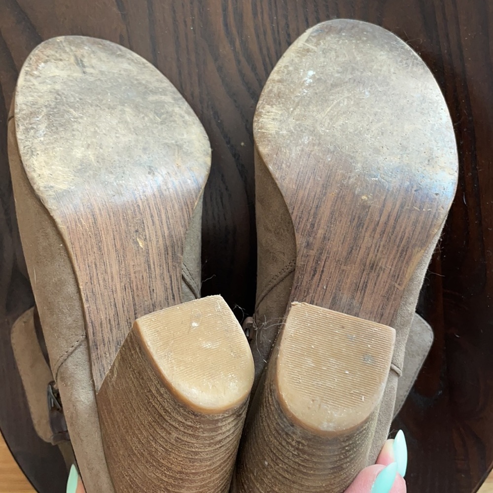Booties - Picture 3 of 4